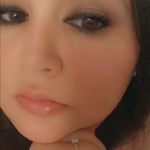 Meet your Posher, Lindsey